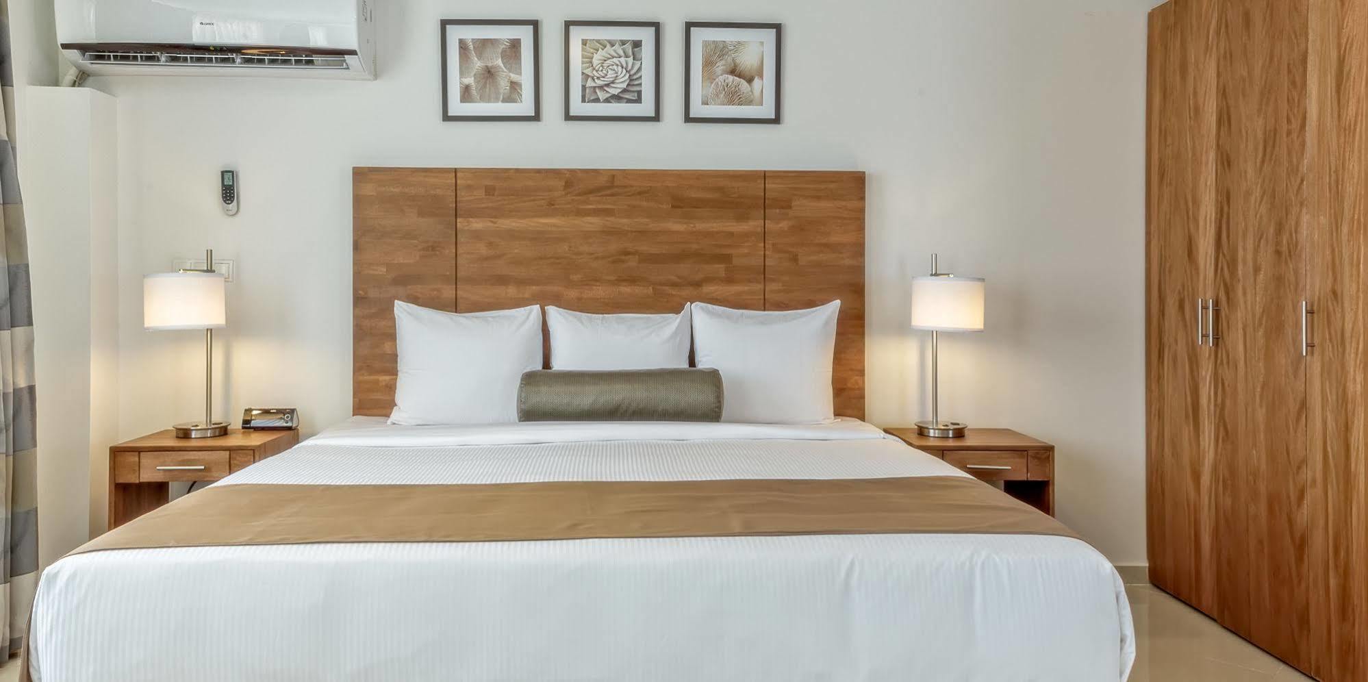 City Suites & Beach Hotel 威廉斯塔德 外观 照片